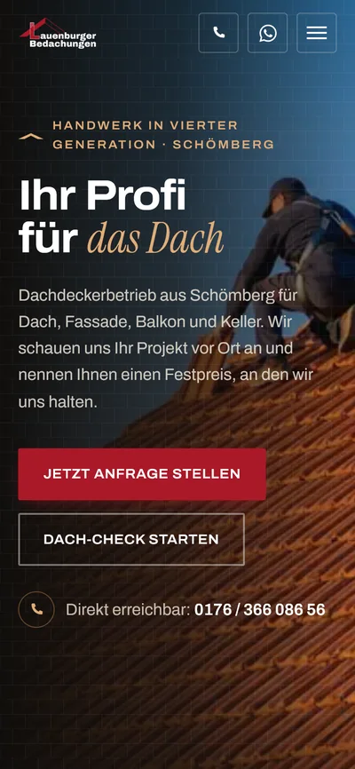 Webseite von Lauenburger Bedachung, Dachdecker aus Schömberg, auf einem Handy
